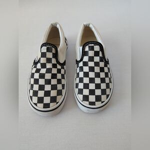 Kids Checkered Slip-On Shoes Size 11.5